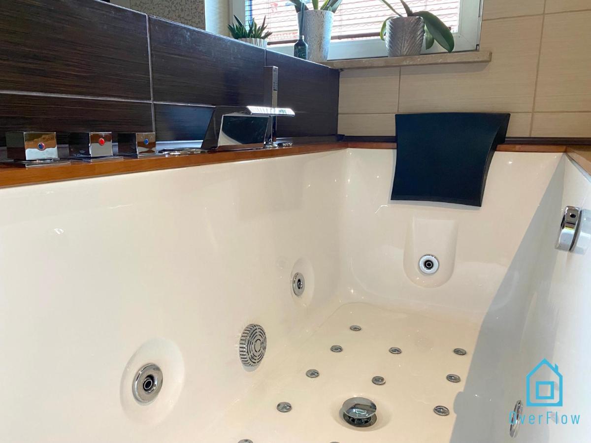 Lux Apartment - Lakefront Apartment In Kamien With Sauna & Hot Tub Only 30 Minutes From Gdansk And Gdynia 외부 사진